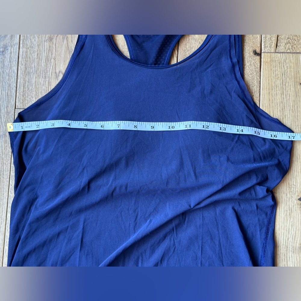 Lululemon Fit Physique Tank size 6 - Picture 12 of 12